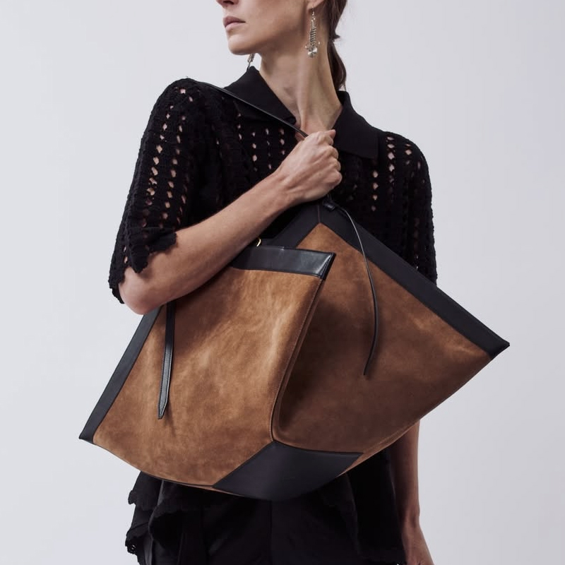 Большие сумки-тоуты из искусст – обзор и цена Luxury Bags 2026