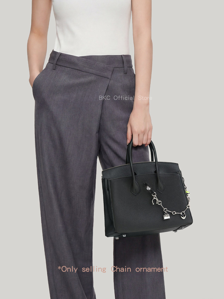 Роскошный металлический брелок – обзор и цена Luxury Bags With Silver Hardware