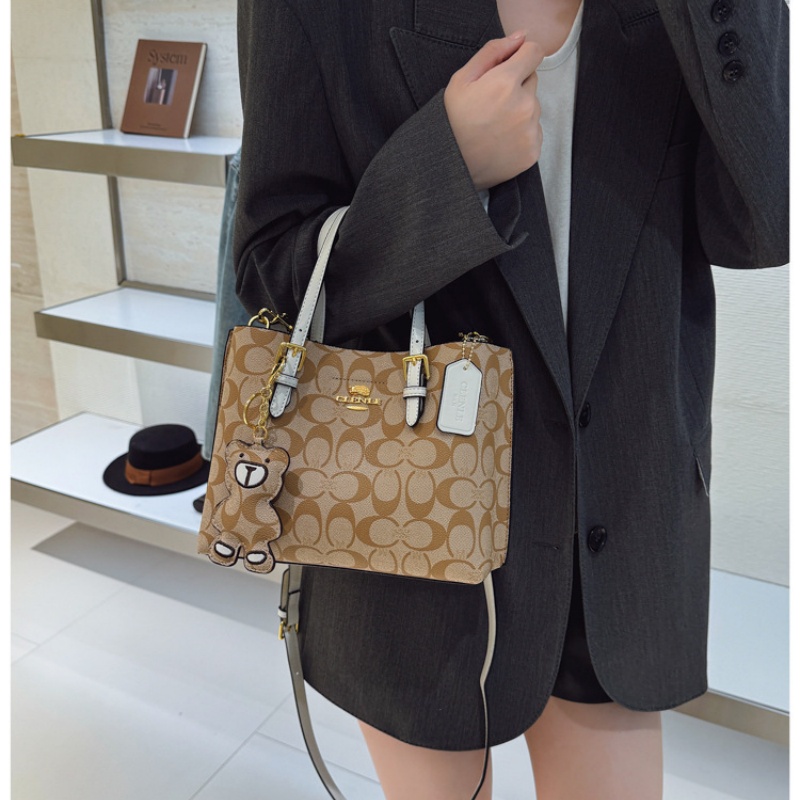 Элегантная сумка-тоут с моногр – обзор и цена Tote Bag Leather Monogram