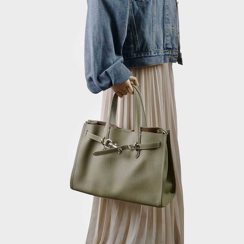 Роскошные брендовые женские су – обзор и цена Luxury Bags With Silver Hardware